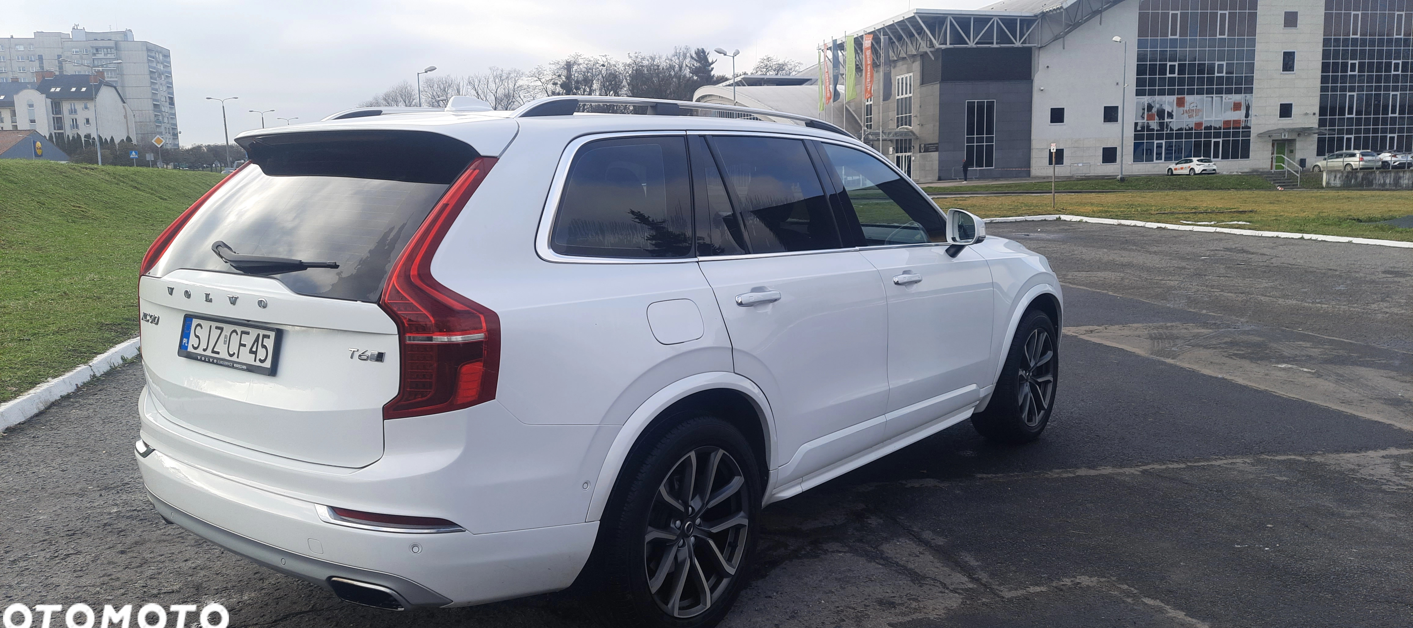 Volvo XC 90 cena 145000 przebieg: 98000, rok produkcji 2017 z Głuszyca małe 29